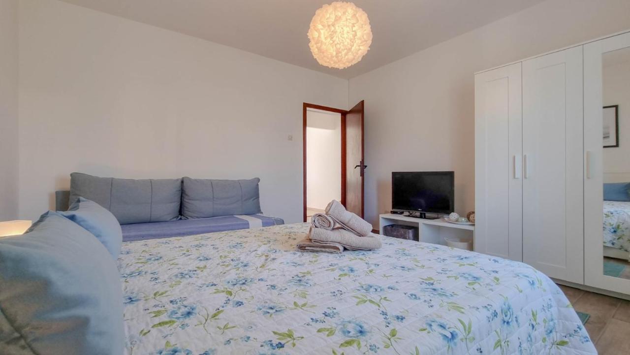 Ester Novigrad Istria Kültér fotó