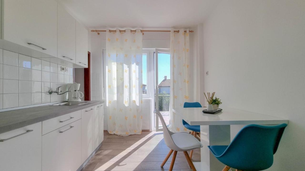 Ester Novigrad Istria Kültér fotó