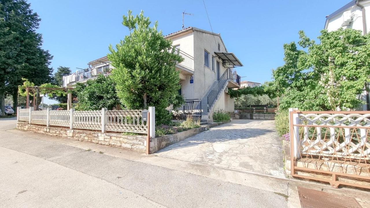 Ester Novigrad Istria Kültér fotó